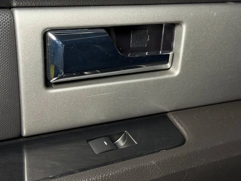 Used 2012 Ford Expedition EL Limited RWD image 18