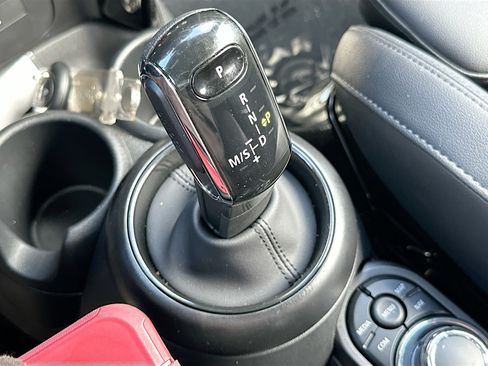Used 2024 MINI Cooper S FWD image 17