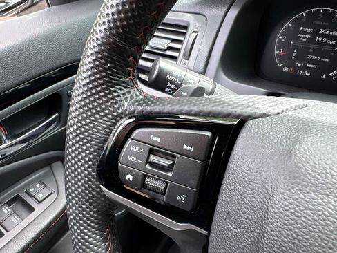 Used 2025 Honda Ridgeline Black Edition image 21