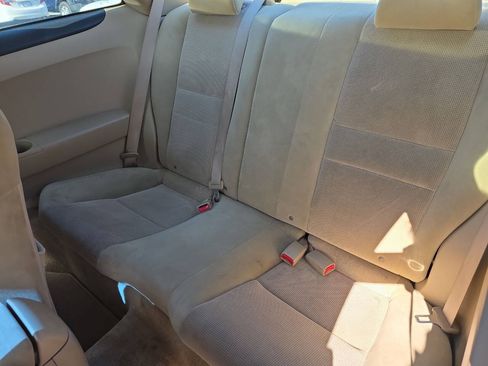 Used 2004 Honda Accord LX image 14
