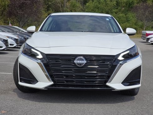 New 2025 Nissan Altima 2.5 SV w/ SV Premium Package image 10