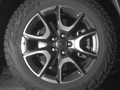 Used 2025 Jeep Compass Trailhawk AWD/4WD image 13