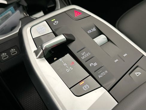 New 2026 BMW X2 xDrive28i w/ Technology Package image 17