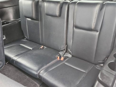 Used 2018 Toyota Highlander XLE image 8