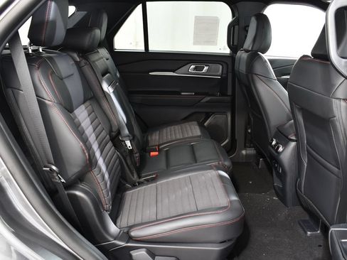 New 2026 Ford Explorer ST-Line w/ ST-Line Street Pack AWD/4WD image 19