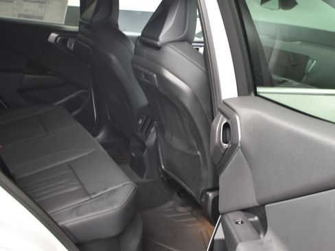 Used 2026 BMW X3 xDrive30i w/ Premium Package AWD/4WD image 16
