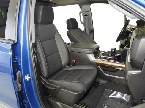 Used 2024 Chevrolet Silverado 1500 LT Trail Boss w/ Convenience Package II image 19