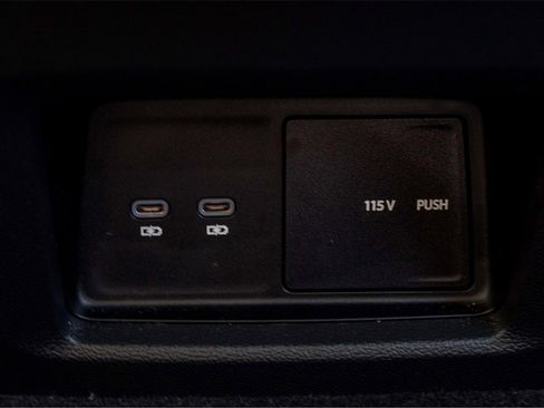 New 2024 Volkswagen Atlas Cross Sport SEL R-Line image 26