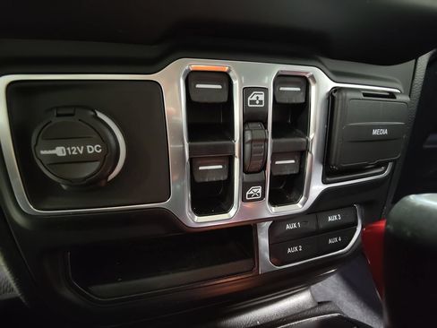 Used 2021 Jeep Gladiator Overland w/ Popular Equipment Package AWD/4WD image 42