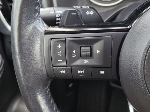 Used 2023 Nissan Rogue SL w/ SL Premium Package FWD image 30