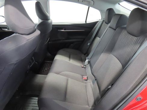 Used 2025 Toyota Camry LE FWD image 30