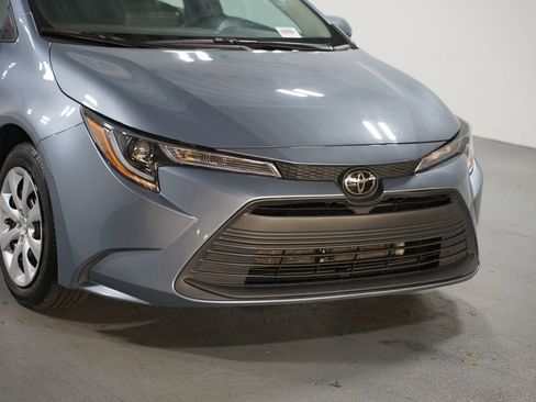 Certified 2024 Toyota Corolla LE image 4