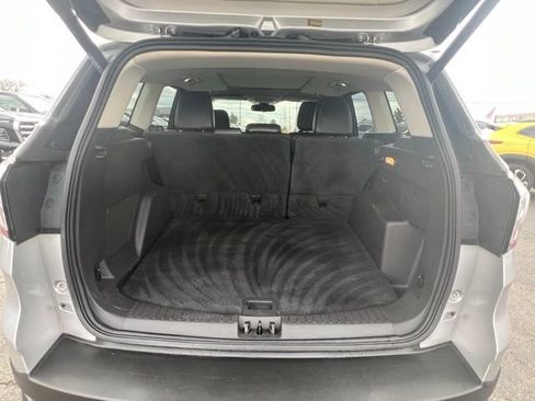 Used 2018 Ford Escape Titanium image 9