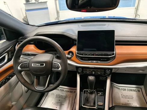 Used 2023 Jeep Compass Limited w/ Elite Group AWD/4WD image 21
