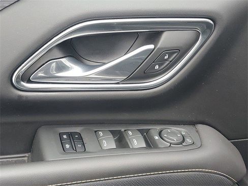 Certified 2023 GMC Yukon SLT image 17