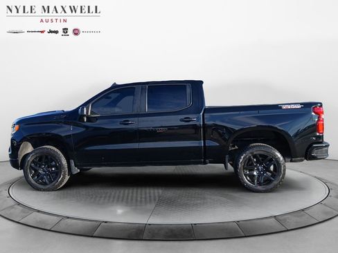 Used 2023 Chevrolet Silverado 1500 LT Trail Boss w/ Convenience Package II image 13