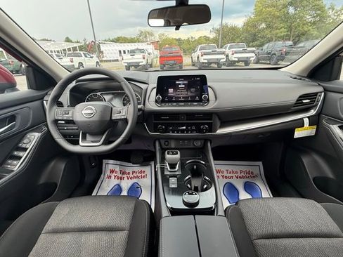 New 2026 Nissan Rogue SV image 20