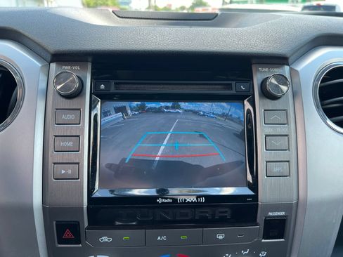Used 2017 Toyota Tundra SR5 AWD/4WD image 33