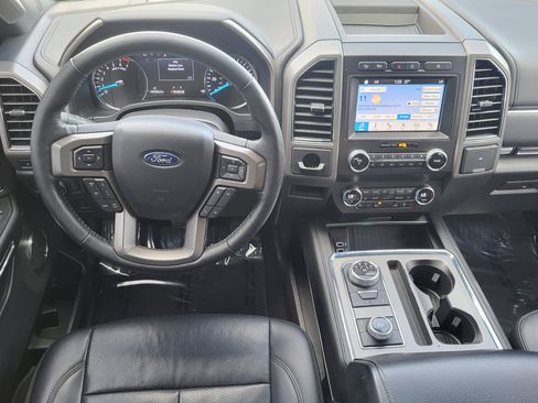 Used 2019 Ford Expedition XLT w/ Equipment Group 202A image 25