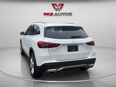 Used 2021 Mercedes-Benz GLA 250 4MATIC w/ Premium Package image 3