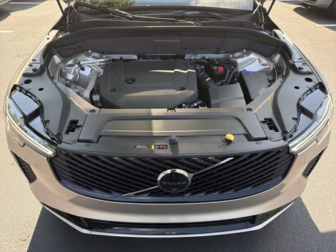 Used 2026 Volvo XC90 B6 Ultra w/ Protection Package Premier AWD/4WD image 36