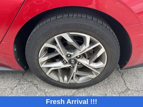 Used 2021 Hyundai Sonata SEL w/ Preferred Accessory Package FWD image 13