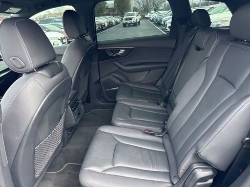 Used 2025 Audi Q7 3.0T Premium Plus image 14