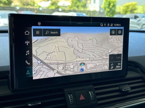 Used 2023 Audi Q5 e Premium Plus w/ Premium Plus Package AWD/4WD image 18