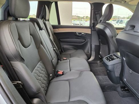 Used 2025 Volvo XC90 B6 Plus AWD/4WD image 26