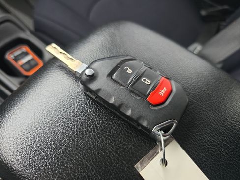 Used 2020 Jeep Gladiator Sport w/ Quick Order Package 24S image 33