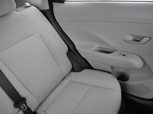 Certified 2025 Hyundai Kona SEL image 14