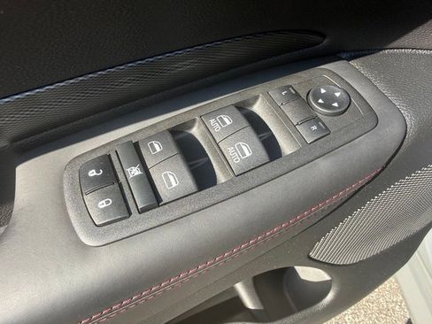 Used 2022 Dodge Durango R/T image 12