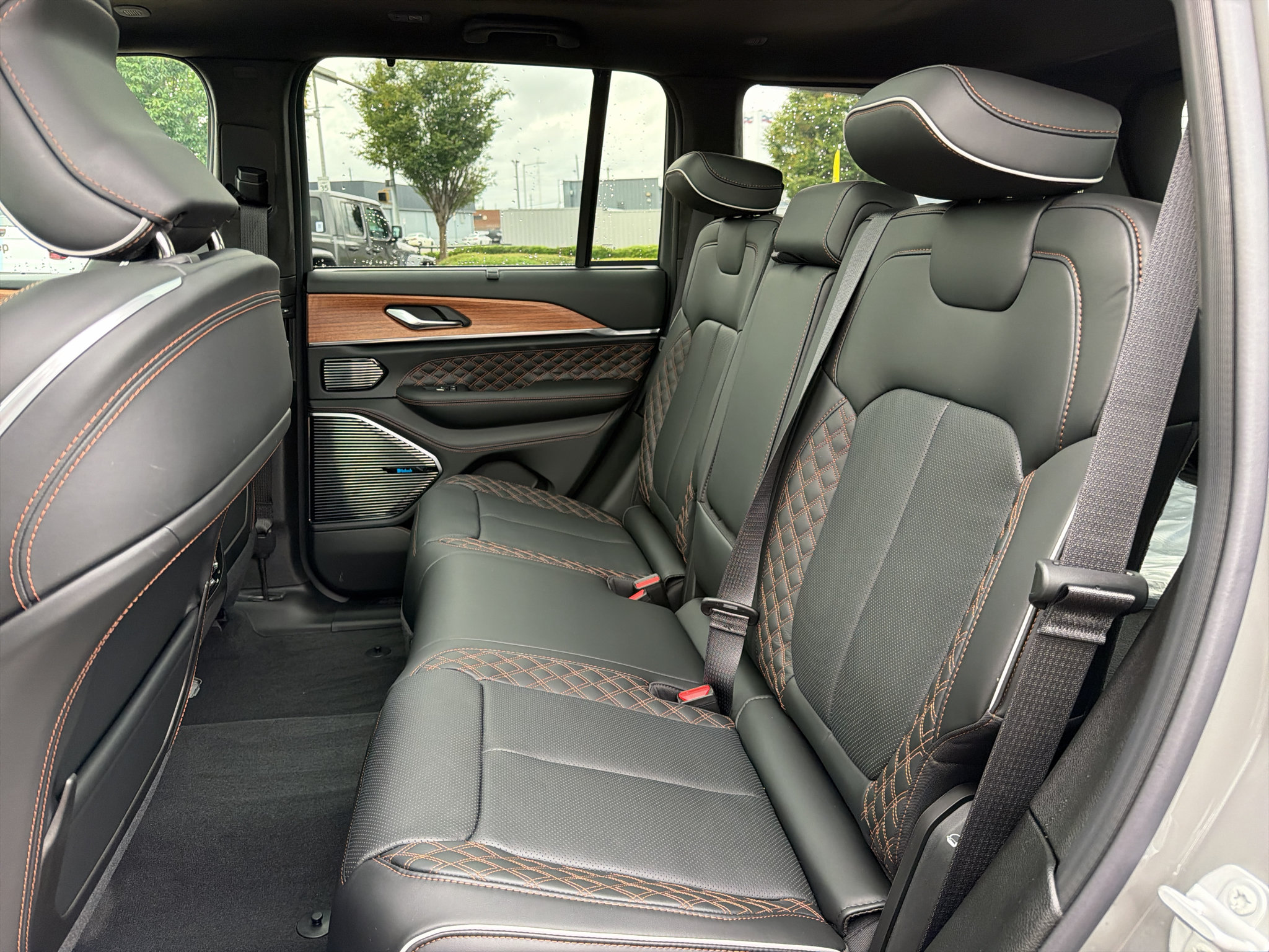 New 2027 Jeep Grand Cherokee Summit AWD/4WD image 29