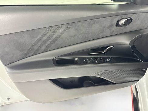 Used 2022 Hyundai Elantra N FWD image 21