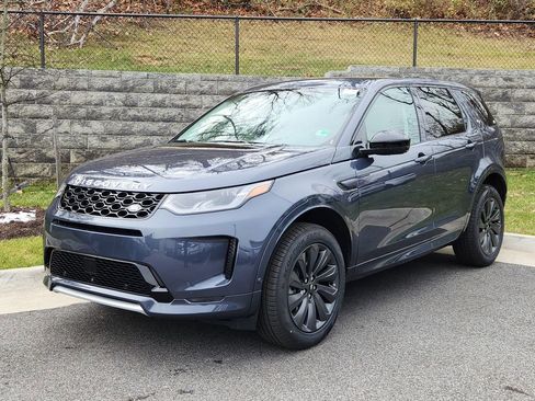 Used 2025 Land Rover Discovery Sport S image 1