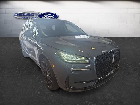 Used 2024 Lincoln Corsair AWD w/ Equipment Group 101A image 10