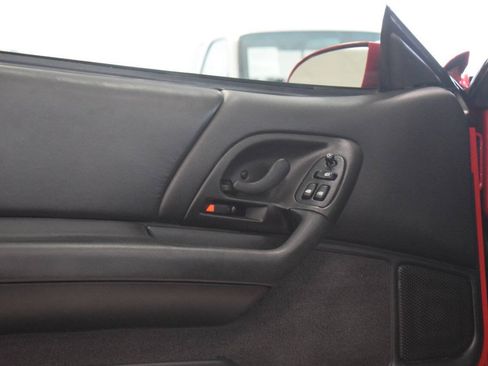 Used 2002 Chevrolet Camaro Z28 RWD image 37