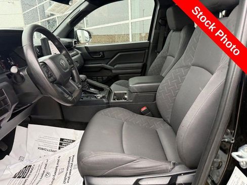 Used 2024 Toyota Tacoma SR5 AWD/4WD image 15