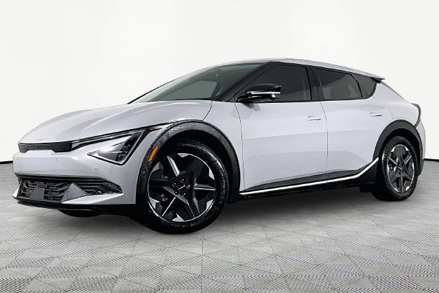 New 2025 Kia EV6 Light w/ Light LR Technology Package RWD image 1