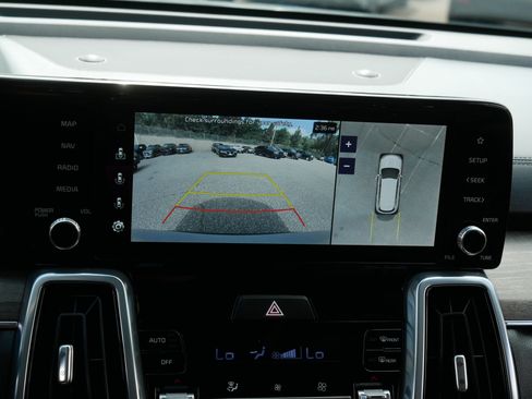 Certified 2023 Kia Sorento SX Prestige AWD/4WD image 27