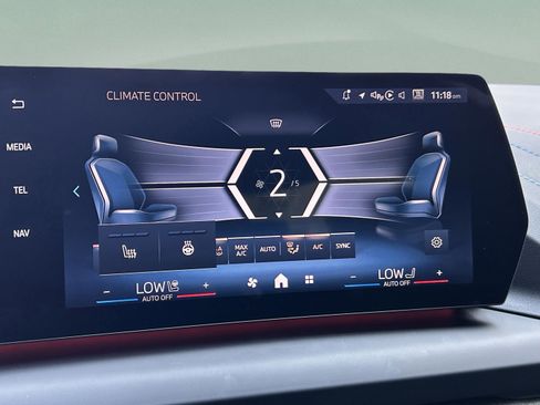 Used 2025 BMW 228i xDrive w/ Technology Package image 15