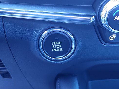 New 2026 MAZDA MAZDA3 Hatchback w/Premium Plus Pkg image 12