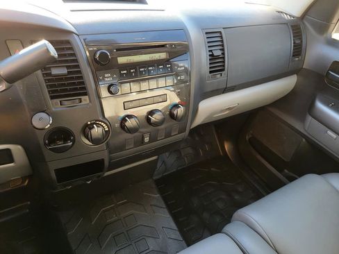 Used 2013 Toyota Tundra 2WD Double Cab image 16