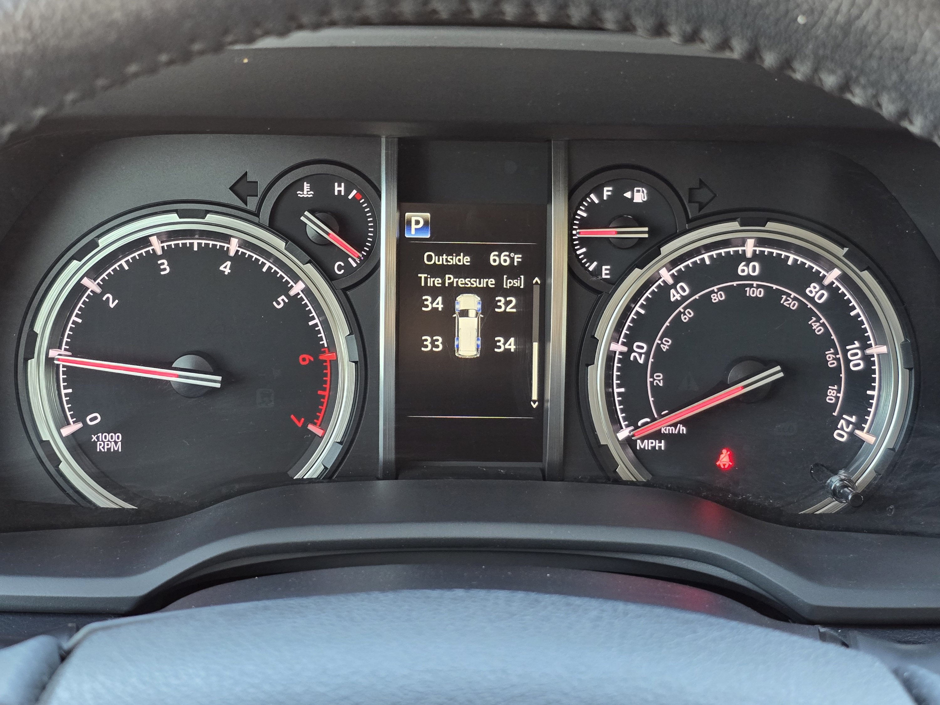 Used 2020 Toyota 4Runner TRD Off-Road Premium AWD/4WD image 16