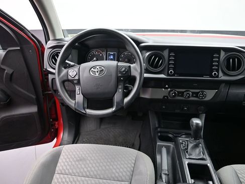 Used 2022 Toyota Tacoma SR w/ SR Convenience Package RWD image 18