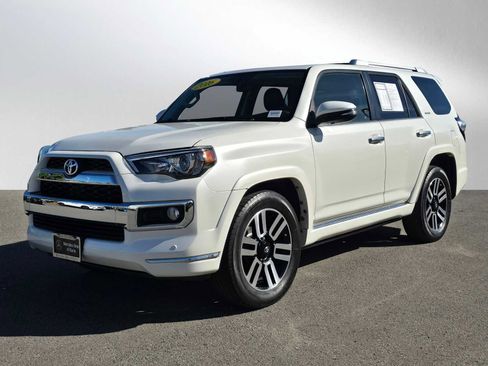 Used 2016 Toyota 4Runner Limited image 7