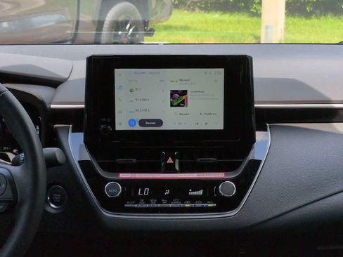 Used 2026 Toyota Corolla SE FWD image 17