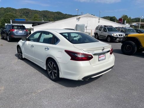 Used 2017 Nissan Altima 2.5 SR image 6
