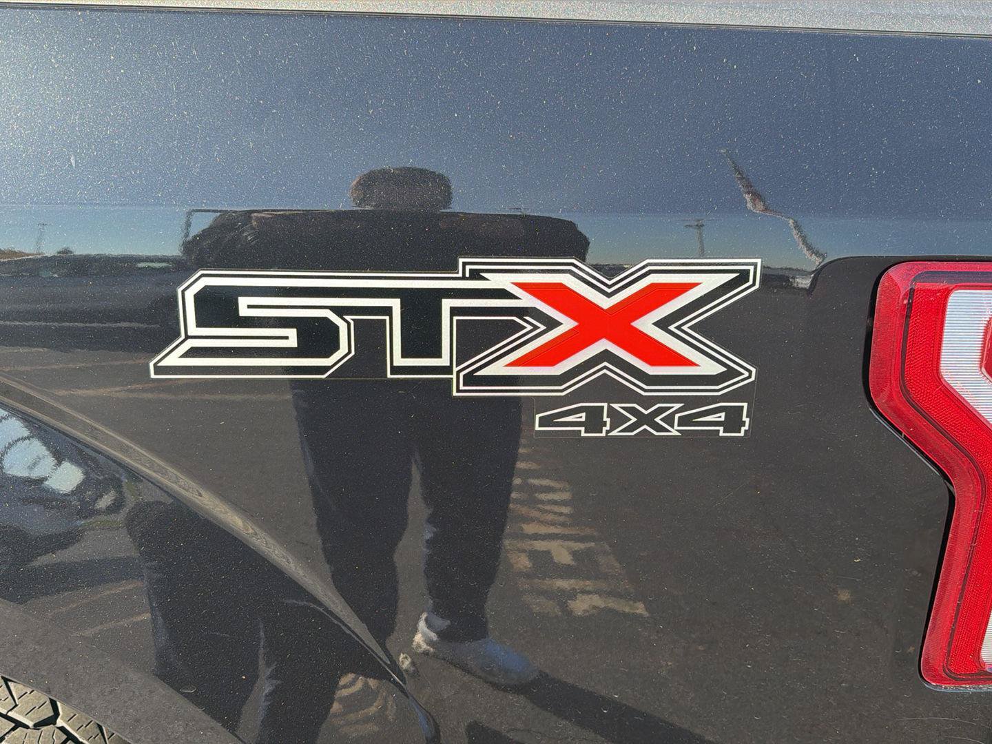 Used 2019 Ford F150 XL w/ Equipment Group 101A Mid AWD/4WD image 9