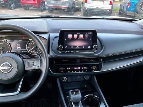 Certified 2023 Nissan Rogue SV AWD/4WD image 16